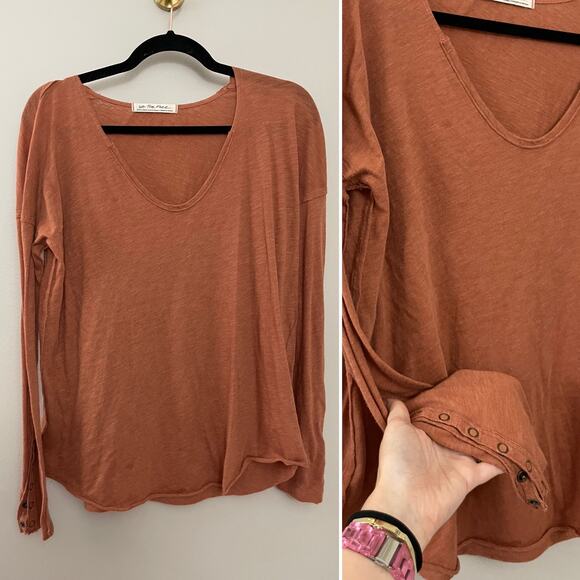 Free People Soft‎ Pumpkin Spice Button Sleeve V-Neck Shirt Slouchy Oversized XS - Picture 1 of 10